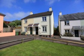 2 bedroom Semi-Detached for sale